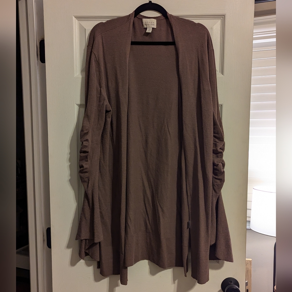 Hinge Taupe Open Cardigan with Bella Sleeve size XXL